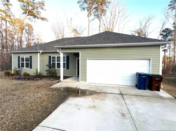 2086 Pathway Dr, Sanford, NC 27330