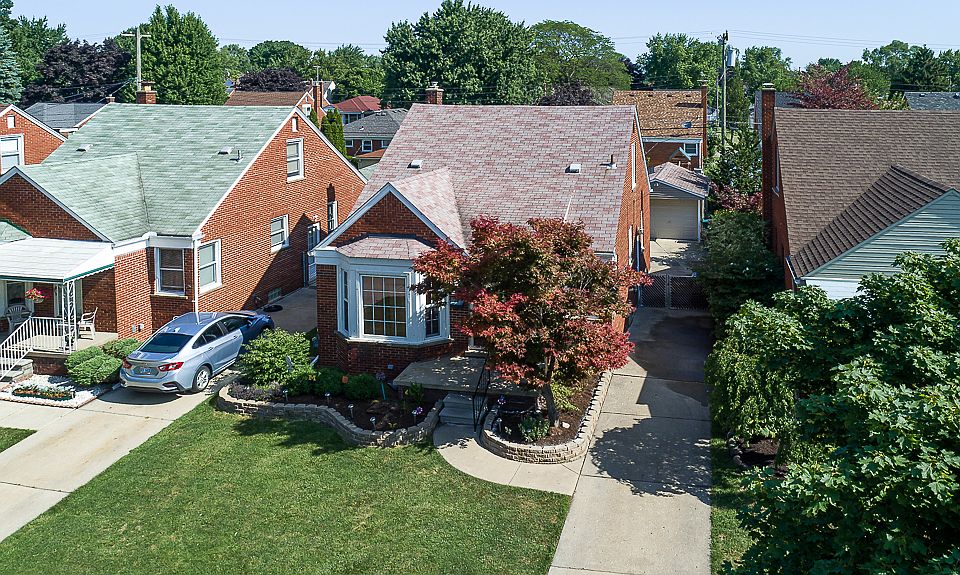 1st image of 948 Buckingham Ave