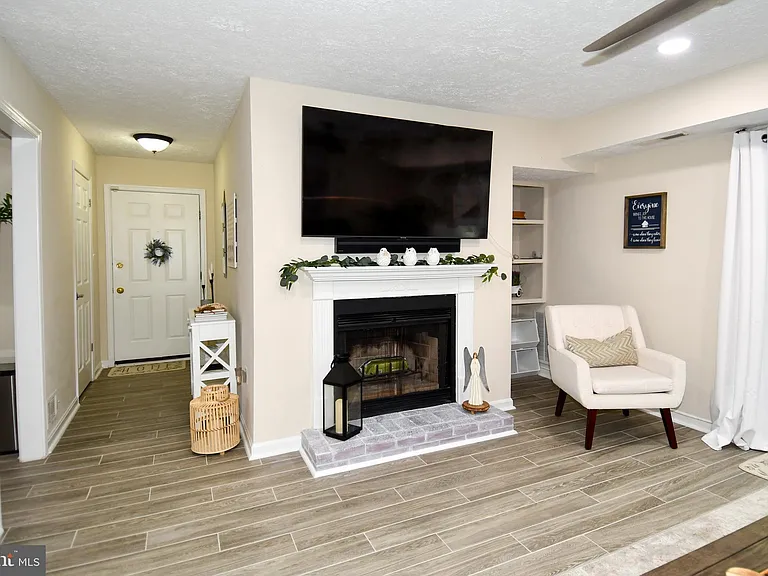 11944 Cardamom Dr #11944 — Photo 9