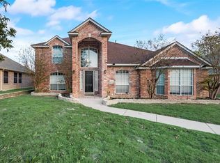 4568 Knights Xing, Grand Prairie, TX 75052