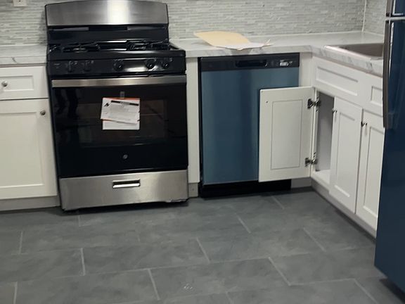5th image of 6812 Cloverdale Blvd #A