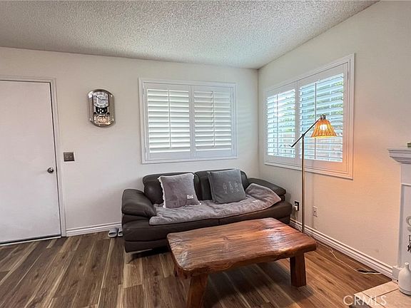 4th image of 306 E Thornton Ave