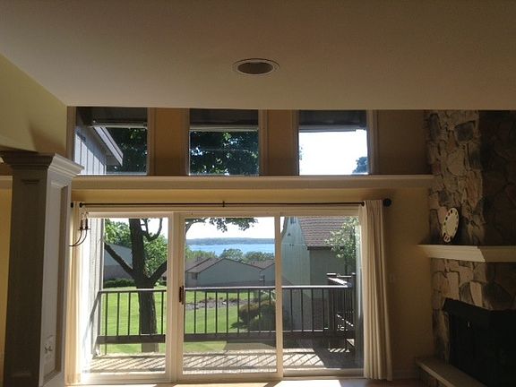 2nd image of 1070 S Lake Shore Dr #2nd