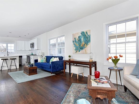 3rd image of 41 Heath Pl