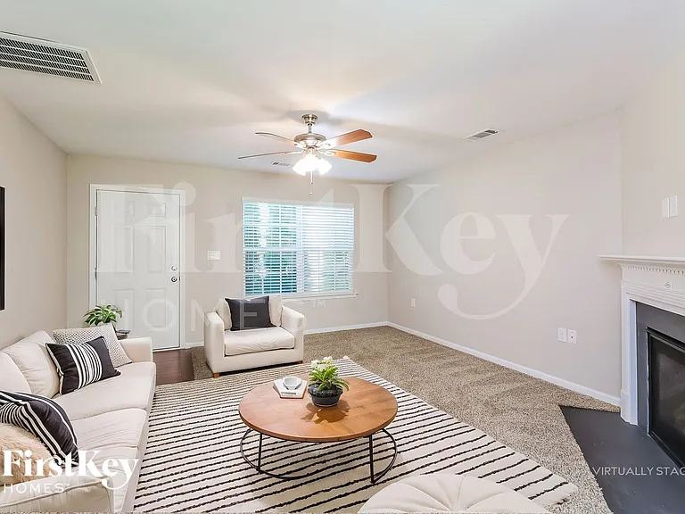 4813 Manchineel Ln — Photo 5