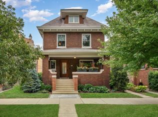 2063 N Humboldt Blvd, Chicago, IL 60647