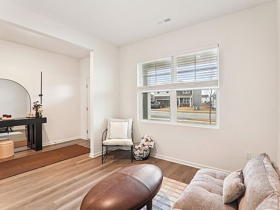 5th image of 10651 Whitney Pl