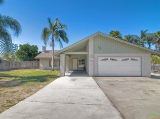 403 Smilax Rd, Vista, CA 92081