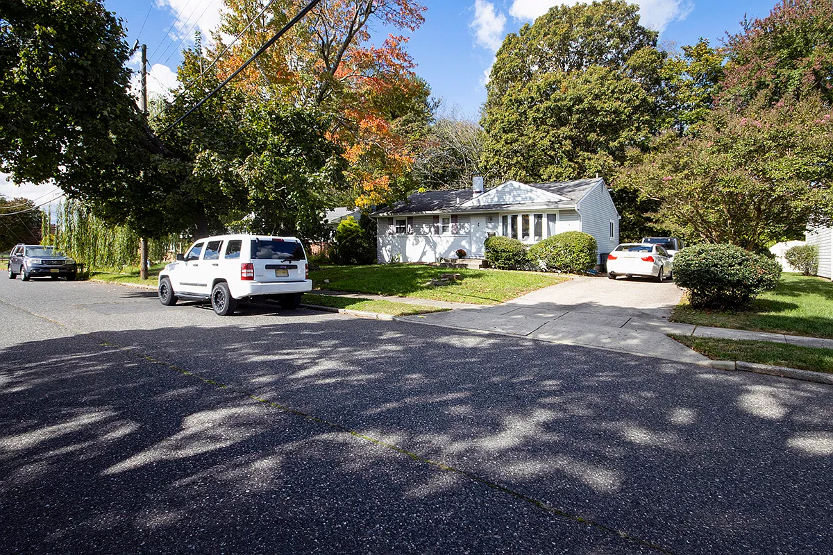 4 bed, 1692 sqft, $2,750 — Photo 3