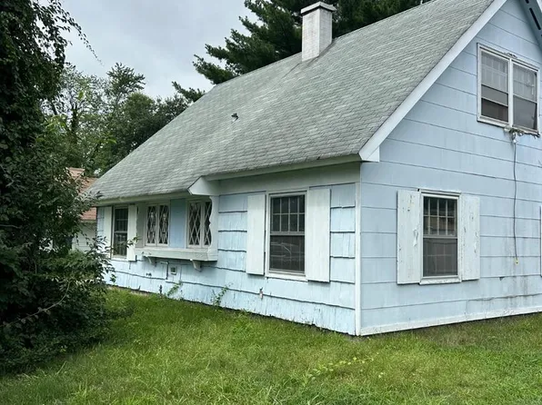 31 Buxmont Ln, Willingboro, NJ 08046