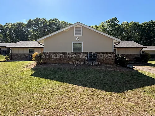 1502 Waverly Way Photo 1
