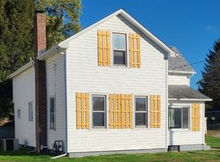 424 Columbiana St NE, Navarre, OH 44662