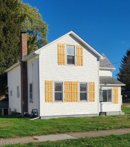 424 Columbiana St NE, Navarre, OH, 44662