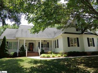 16 Harmony Cir, Fountain Inn, SC 29644