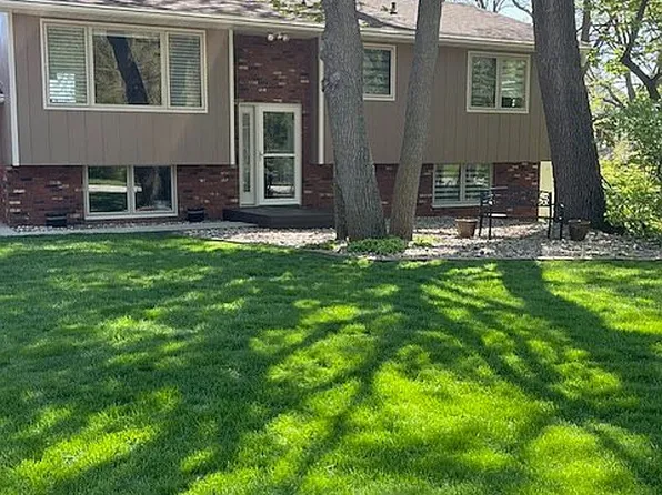 936 Shagbark Dr, Nevada, IA 50201
