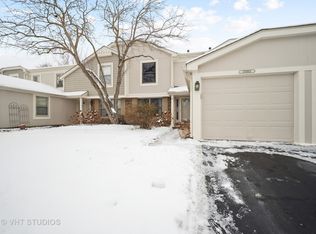 27W405 Providence Ln, Winfield, IL 60190