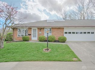 732 Grandview Dr, Springfield, OH