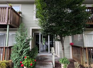 725 Randolph St APT 119, Northville, MI 48167