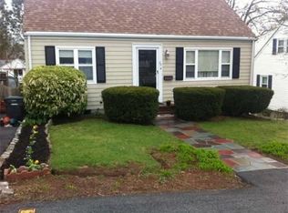39 Pratt Ave, Dedham, MA 02026