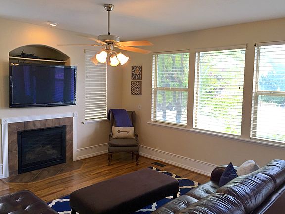 3rd image of 3881 W Coral Dune Dr