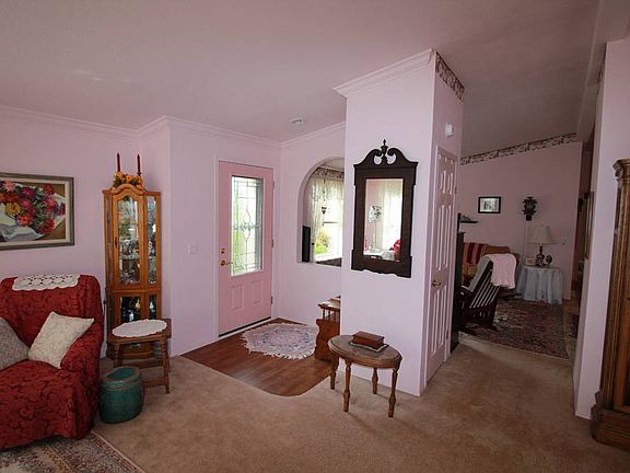 4th image of 6020 NE Evergreen Ln