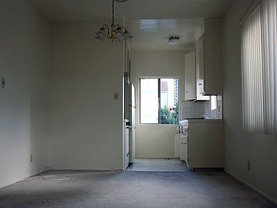 5th image of 11722 Mayfield Ave APT 9