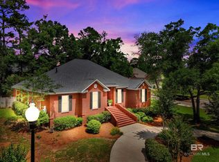 133 North Dr, Fairhope, AL 36532