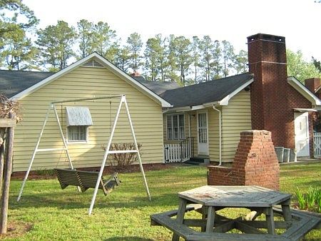 2nd image of 103 Darby Cir