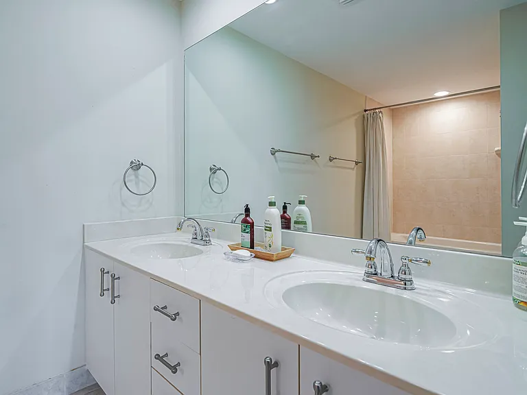 5060 Harmony Cir #304 — Photo 30