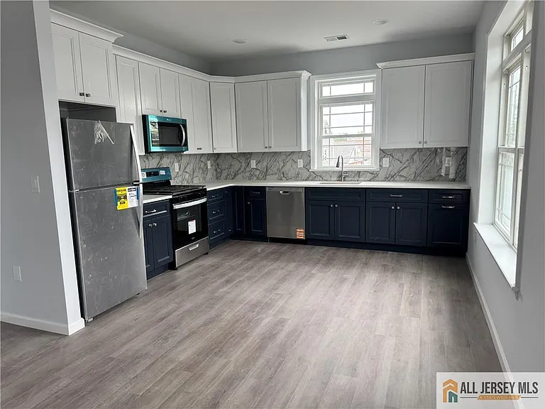 617 Lincoln Blvd #2B — Photo 5