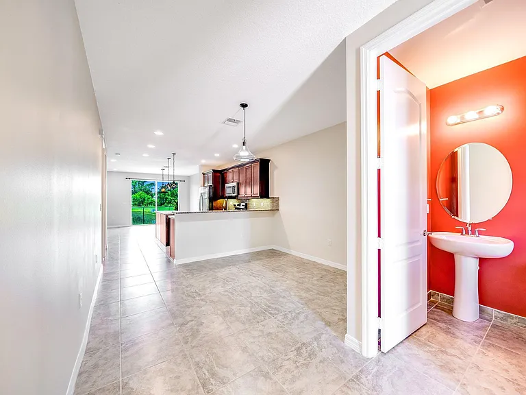 4543 Tara Cove Way — Photo 3