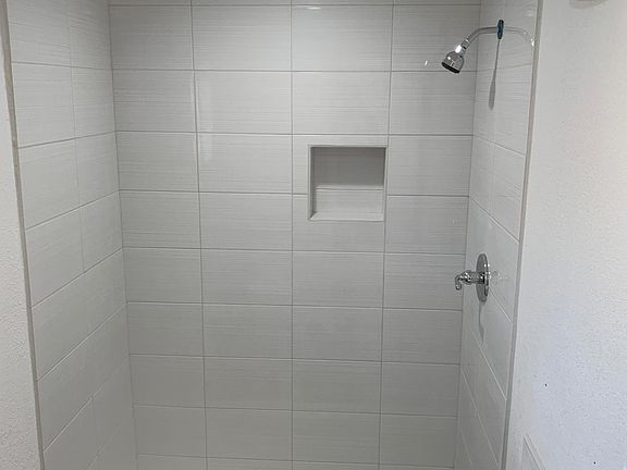 3rd image of 5501 Central Ave NW APT 9