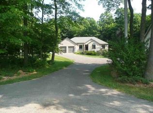 E10728 Cowles Rd, Baraboo, WI 53913