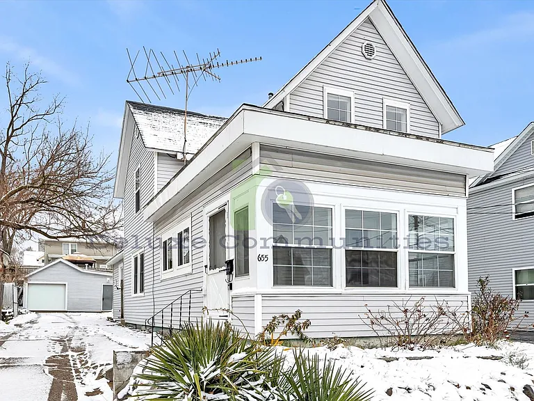 655 High St SW — Photo 8