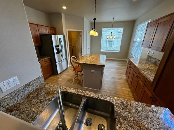 1643 Iron Mountain Dr, Reno, NV 89521