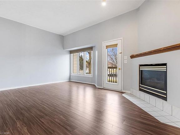 4th image of 72 Stone Church Rd W #67