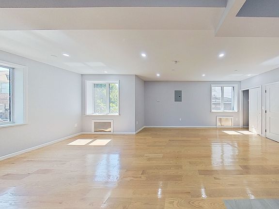 3rd image of 1616 68th St Floor 2