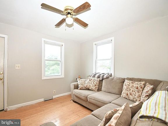4th image of 89 Avalon Ave