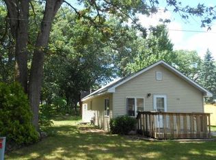 438 Short St, Harrison, MI 48625