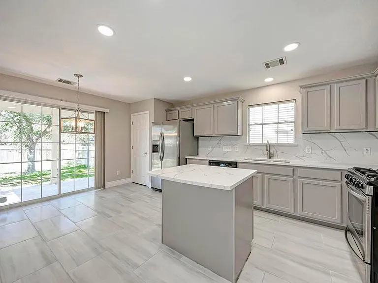 14428 Lilley Brook Cv — Photo 10