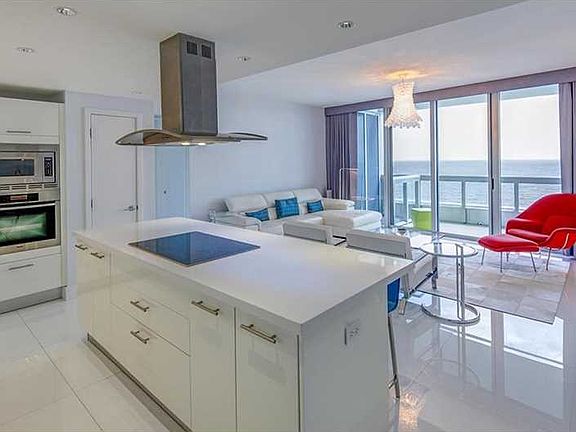 5th image of 6899 Collins Ave Unit 1201
