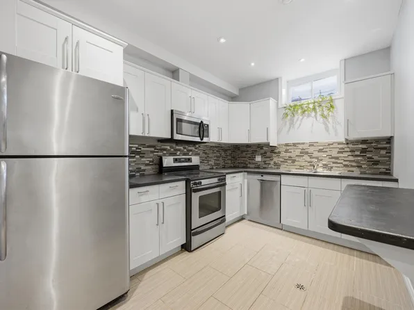 472 Princeton Ave Basement 2, Sarnia, ON N7S 4K2