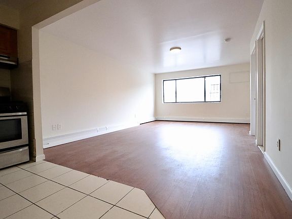 4th image of 6676 69th St #2RIGHT