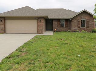 3242 E Bradford St, Republic, MO 65738