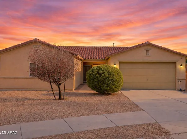 609 S Charles L McKay Pl, Vail, AZ 85641