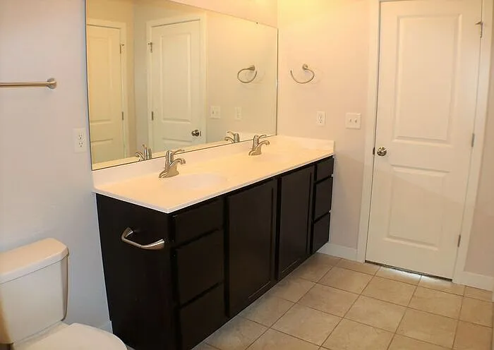 459 Taft Ave — Photo 25