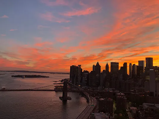 Rented by Gulia Wang, LREB | media 43