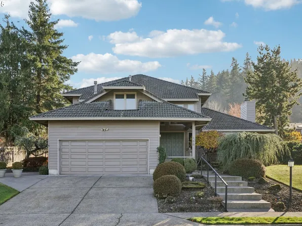 126 SW 5th St, Gresham, OR 97080