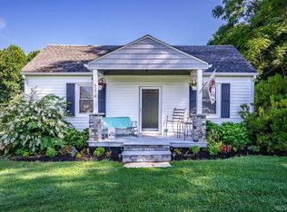 6276 Pole Green Rd, Mechanicsville, VA 23116