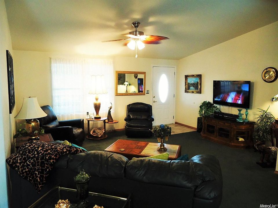 1st image of 7400 Mandeville Ln